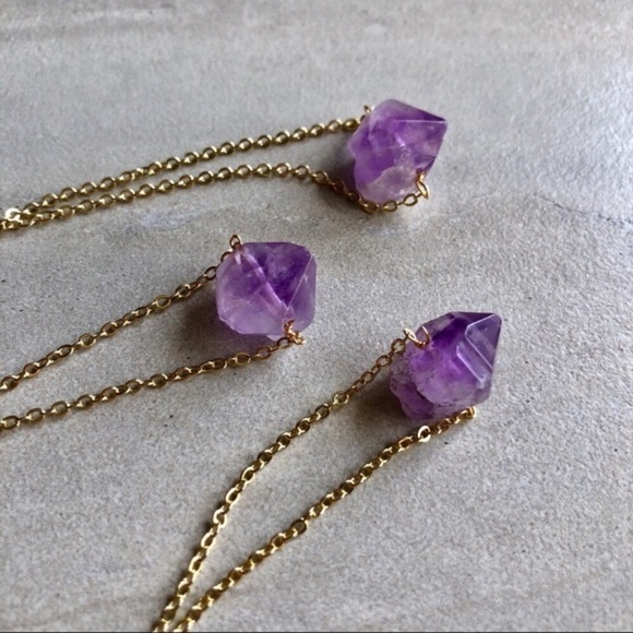Estrella & Luna Jewelry - ❗️LAST❗️Raw Amethyst Point Necklace